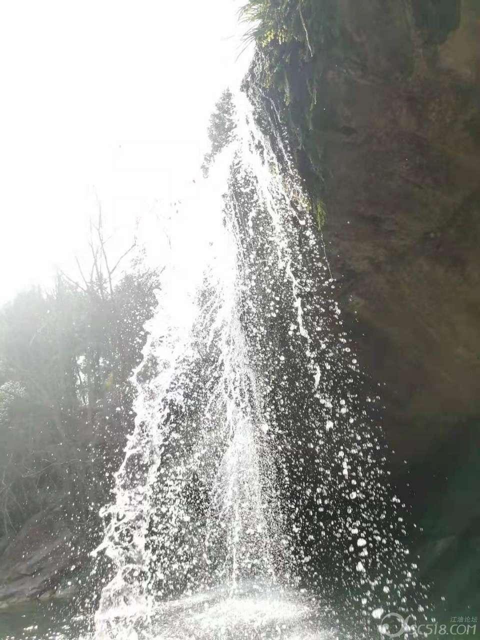 小矮怪挖金矿