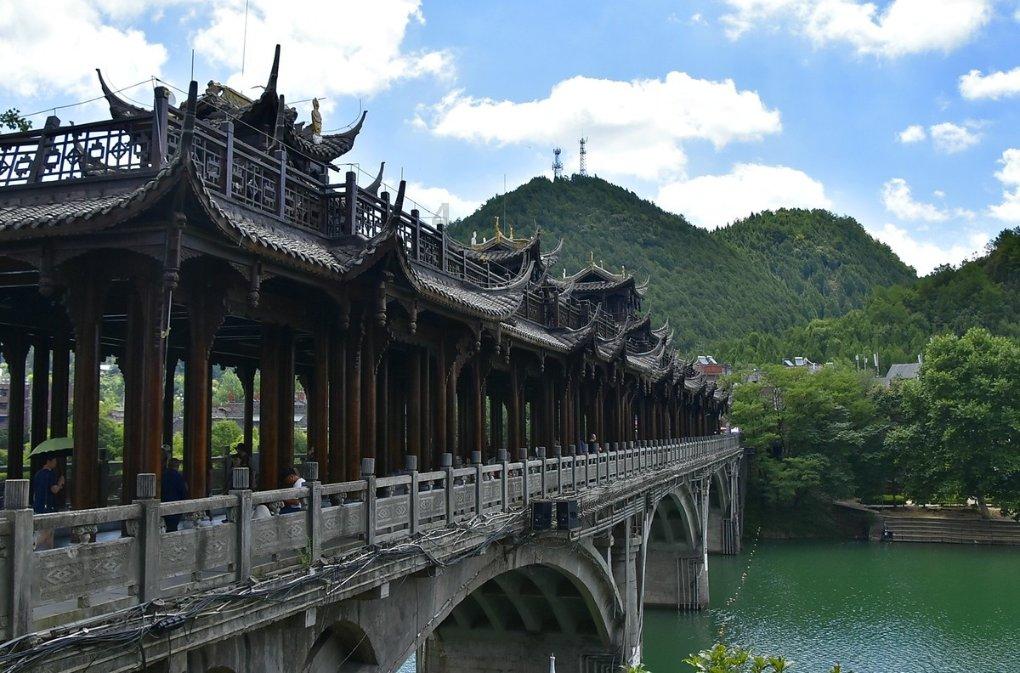 国家税务总局：去年企业累计享受研发费用加计扣除1.85万亿元
