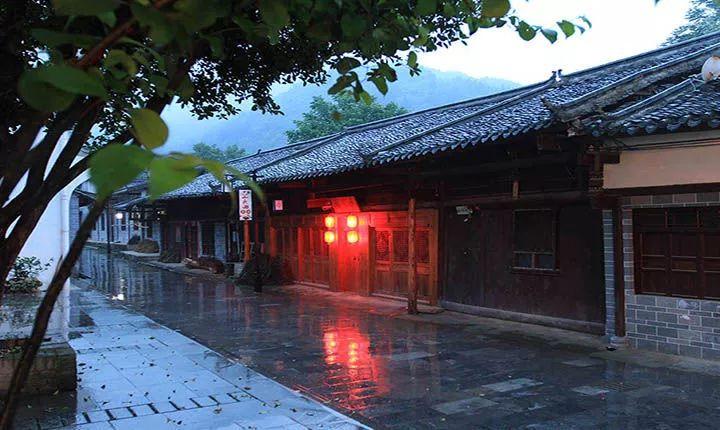 医生:多走路与多睡觉能延年益寿,但坚持这三件小事或能更进一步